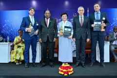 Эрдэмтэн Чяо Жиэ ЮНЕСКО-ын шагнал хүртэв
