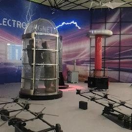 开车压到它 千万别急着下车查看