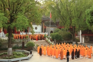 盛世华诞 礼赞祖国 | 江苏佛教界举行升国旗仪式