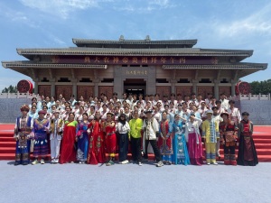 从课堂到世界舞台：武昌理工学院师生连续四年参演拜谒炎帝神农大典
