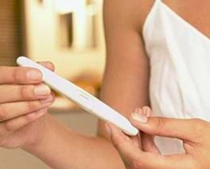 多长时间能测出怀孕 早孕试纸多长时间能测出怀孕