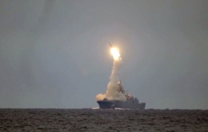 “海空目标均可摧毁” 俄测试用防空导弹打军舰