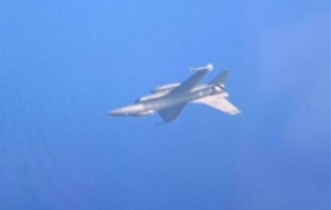 台军：F-16V飞行员紧按无线电断绝通话 “不正常”