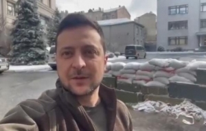 外媒：乌克兰总统频用视频讲话对外求援