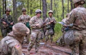 美军发布在美训练盟友部队照片现台军士兵