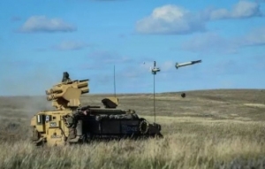 英国向乌克兰提供“风暴”HVM自行式地空导弹系统