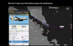 30万人实时追踪佩洛西航班轨迹，飞机目的地未知