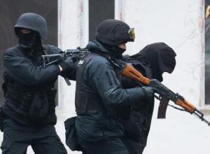 哈萨克斯坦警方逮捕20多名武装人员 缴获40把枪支