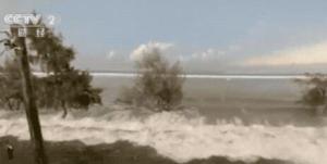 汤加火山喷发或将持续 专家：水的介入增强爆炸性