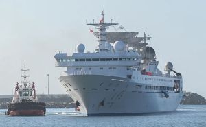中国科考船停靠斯里兰卡，美印为何这么起劲？
