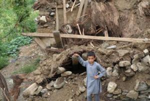 阿富汗努里斯坦省洪灾致15人死亡 