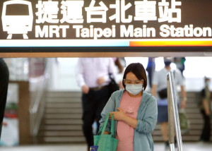 台湾新增确诊29977例、死亡81例 累计死亡13010例