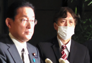 日本首相秘书官称讨厌同性恋被解雇 岸田尴尬表态