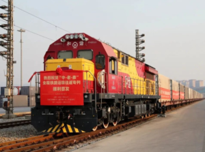“中老泰”全程铁路运输往返专列从昆明首发