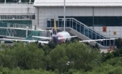 降落前开舱门 韩亚航空一乘客被逮捕