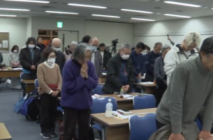 日本民众举行集会 反思历史 祈愿和平