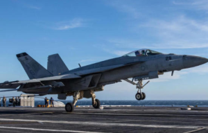 10个月内第六架 美国海军的F-18战机又掉一架