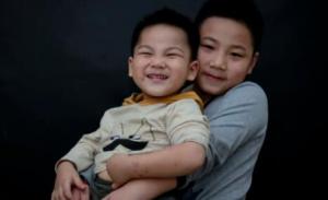 这组照片火了！医生拍下100多位患者的"愈后微笑"