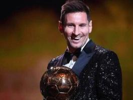 早报|西安雁塔区党政一把手双双被免 梅西感染新冠