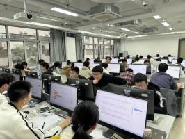 174名北大学生迎特殊考试：对决AI 探索科学推理边界