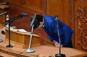 高市早苗欲重选一把 这是怎样的豪赌？内外交困的豪赌