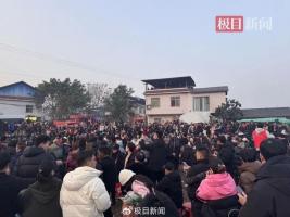 媒体谈“刨猪宴”爆火后急停 安全隐患引关注