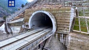 兴山东隧道全隧贯通 宜兴高铁主体工程全线完工