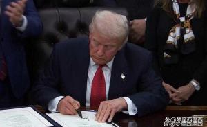 黄金成了火药桶 点火的人是谁 特朗普的决策成关键