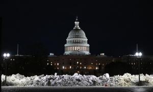 美国联邦政府再度陷入部分“停摆” 短暂危机再现