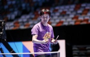 王楚钦寄语热爱乒乓球的海南孩子 勇敢追梦绽放光彩