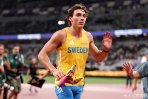 克服食物中毒影响，杜普兰蒂斯赛季首秀6.06米轻松夺冠 连胜纪录延续