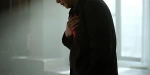 35岁男子胸痛扛了几天不幸离世 忽视症状酿悲剧