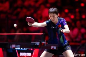 WTT新加坡大满贯单打1/4决赛：张本美和vs王曼昱 王曼昱晋级四强