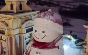 亮相央视春晚的哈尔滨大雪人拆除 市民不舍告别冰雪“顶流”
