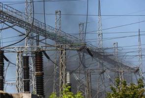 乌称俄大规模袭击能源系统 多地停电供热中断