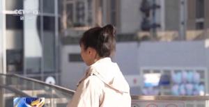 “增肌神药”含兽药 女孩长出喉结 合成代谢类固醇的危害