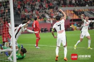 铜梁龙球员肯帕努川渝德比破门 久别重逢的进球盛宴