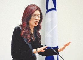 赖清德宣布重启核电厂，郑丽文喊话：“台独”神主牌也该下架了