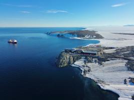 历时160天 第42次南极考察“雪龙”号“凯旋”