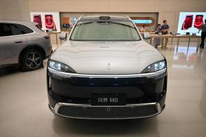 问界将择机进入轿车MPV等市场 巩固高端市场优势