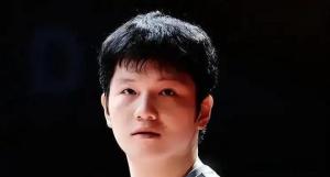 樊振东王励勤亮相！双方疑5个月未沟通 网友追问：何时回归国家队？ 沟通仍在继续