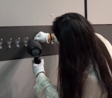 女子吐槽大姑子在自家到处贴挂钩：时候大姑道歉并转账600清理