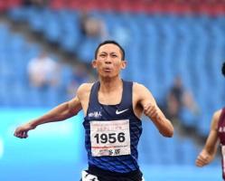 全国锦标赛：杨磊获男子400米冠军