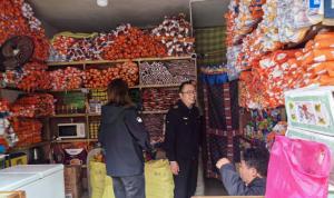 广东省第十批援藏工作队墨脱县工作组开展爱心捐赠活动