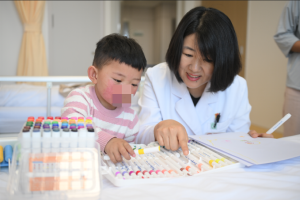 跨越3000多公里的京藏爱心接力—— 北京建藏援藏工作者协会助西藏患血管瘤女童赴京治疗纪实