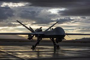 美军AI无人机测试中失控：无人机却“杀了”操作员