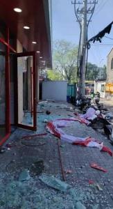 南京一熟食店发生闪爆，最新通报 3人送医，1重伤