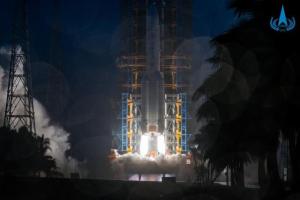 太空刹车成功！嫦娥六号投入月球“怀抱” 月背挖宝之旅启幕！