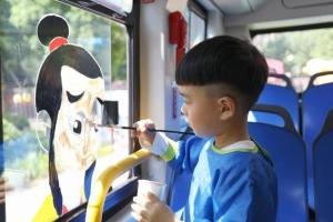 童年时光主题公交车来了 重温经典动画，启程快乐之旅