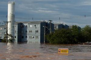 新研究：气候变化加剧厄尔尼诺现象造成的强降雨，巴西南部洪灾风险翻倍